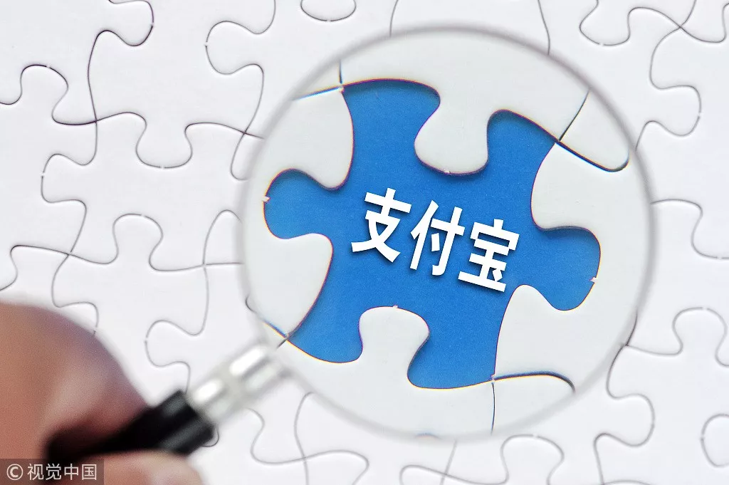 在這個二維碼的年代，泰國游客說“掃碼支付就是方便”